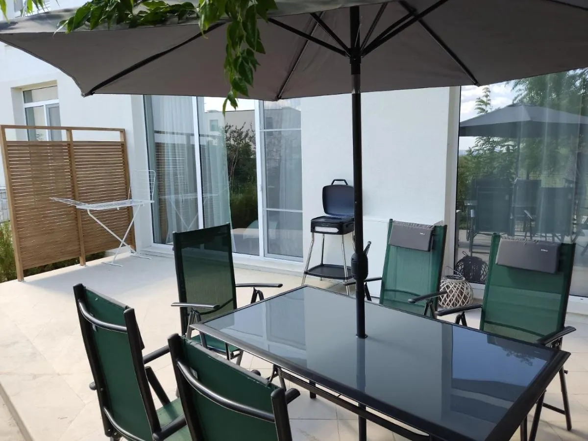Las Brisas Garden Apartment Burgas Bulgaria